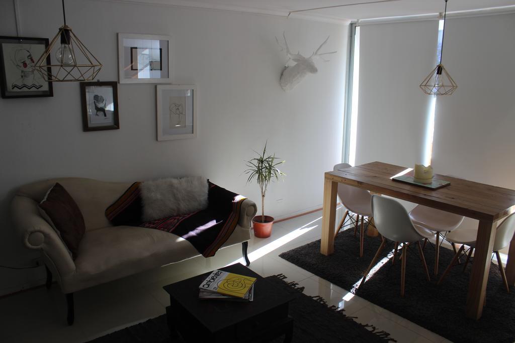 Apartamento Carlos Antunez * Santiago
